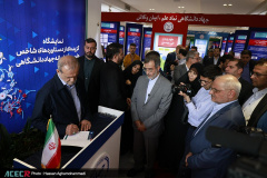 بازدید رئیس جمهور از نمایشگاه گزیده‌ای از دستاوردهای شاخص علمی و فناورانه جهاددانشگاهی