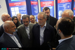 بازدید رئیس جمهور از نمایشگاه گزیده‌ای از دستاوردهای شاخص علمی و فناورانه جهاددانشگاهی