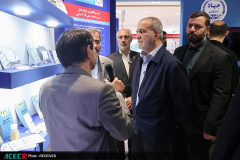 بازدید رئیس جمهور از نمایشگاه گزیده‌ای از دستاوردهای شاخص علمی و فناورانه جهاددانشگاهی