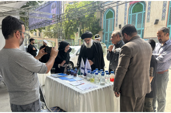 تشریح دستاوردهای مسئله محور پژوهشکده توسعه صنایع شیمیایی در نمایشگاه و میز خدمت مصلی کرج به مناسبت چهل و ششمین سالگرد تاسیس جهاد دانشگاهی